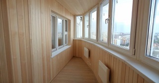 Отделка, остекление, утепление балконов в Лениногорске от 211 руб. м/2.